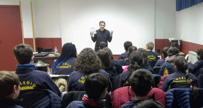Recibimos la visita de Diego Arboleda, Premio Nacional de Literatura Infantil y Juvenil.
